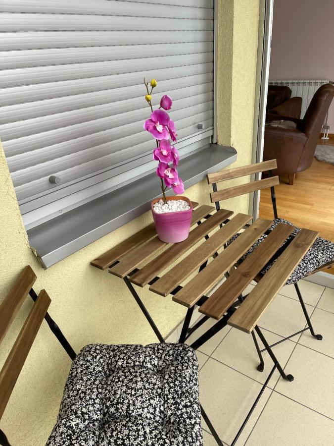 Apartment Orchid 021 Нови Сад Екстериор снимка