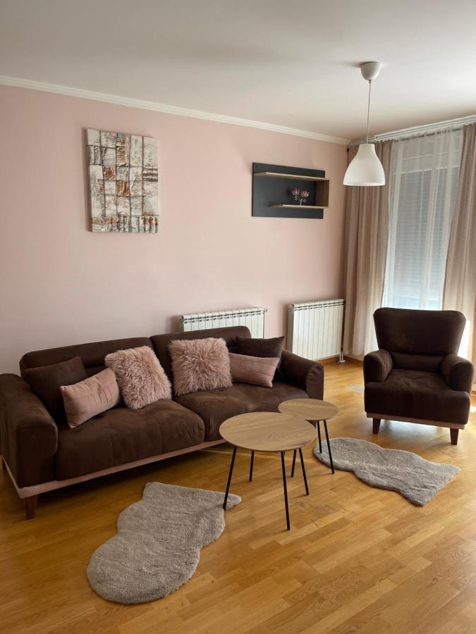 Apartment Orchid 021 Нови Сад Екстериор снимка