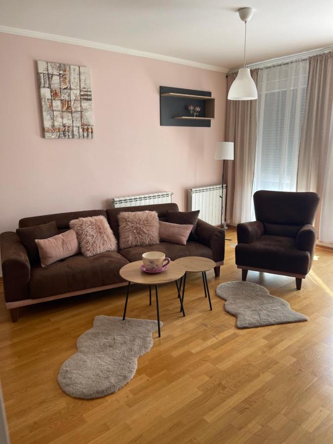Apartment Orchid 021 Нови Сад Екстериор снимка
